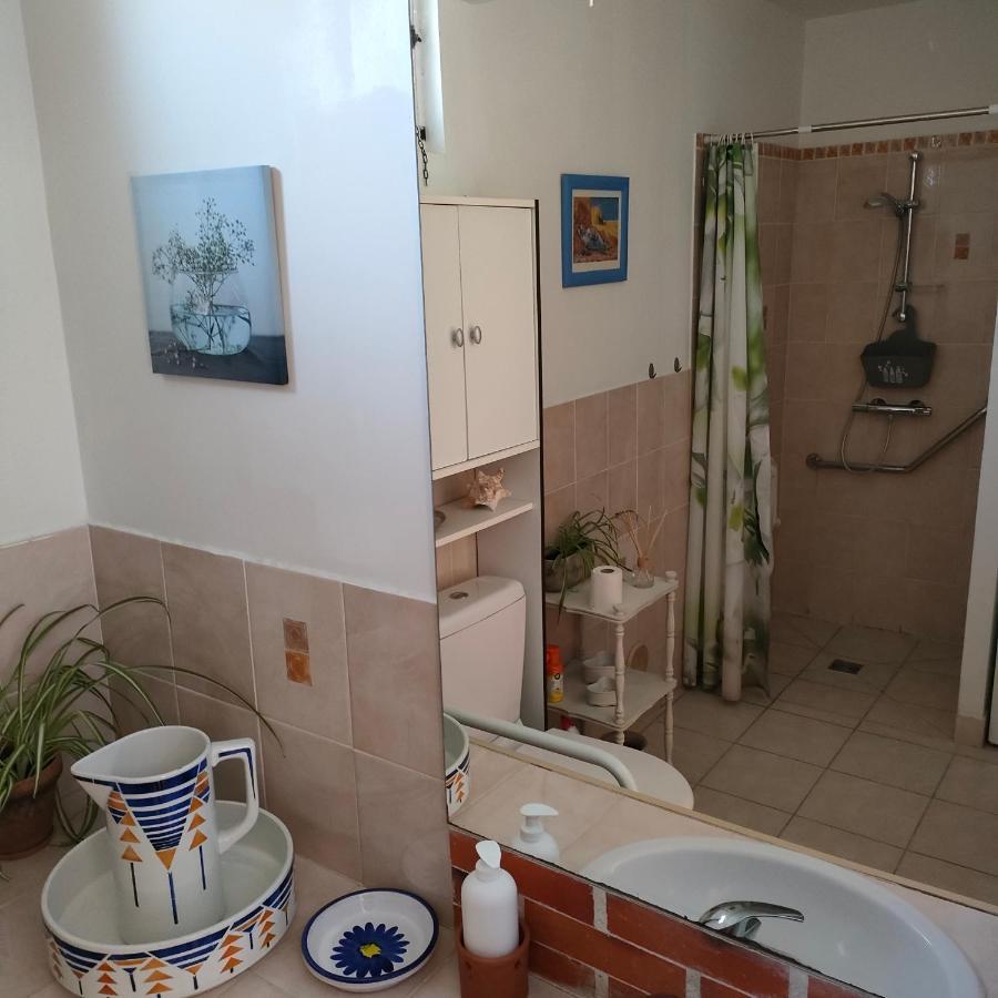 Petite Maison Au Bord Du Canal, 8' Zoo De Beauval, Pmr Noyers-sur-Cher Exterior photo